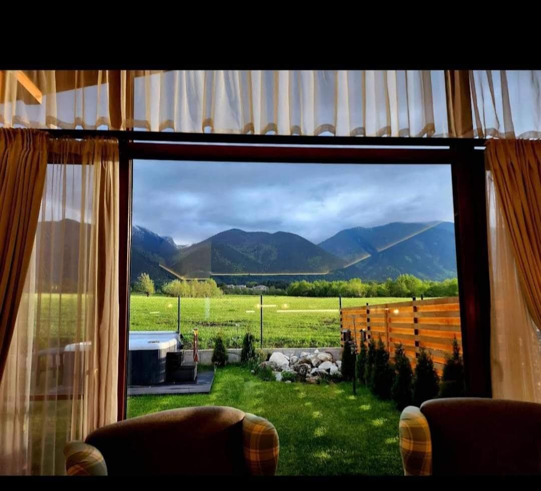 Mountain Villa Jordan- With Jacuzzi 拉兹洛格 外观 照片